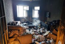 Двое детей пострадали при пожаре в квартире