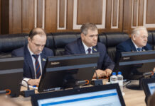 Дорога к участкам многодетных семей и участников СВО в Нижневартовске требует ремонта: депутаты держат вопрос на контроле