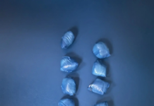 В Нижневартовске 16-летний подросток попался на попытке сбыть крупную партию наркотиков